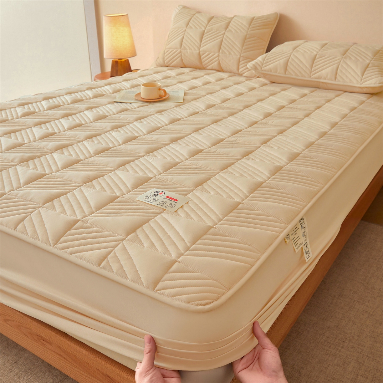 91家纺网 家纺一手货源 找家纺 （总）居眠 2025新款木叙棉花夹棉防水床笠