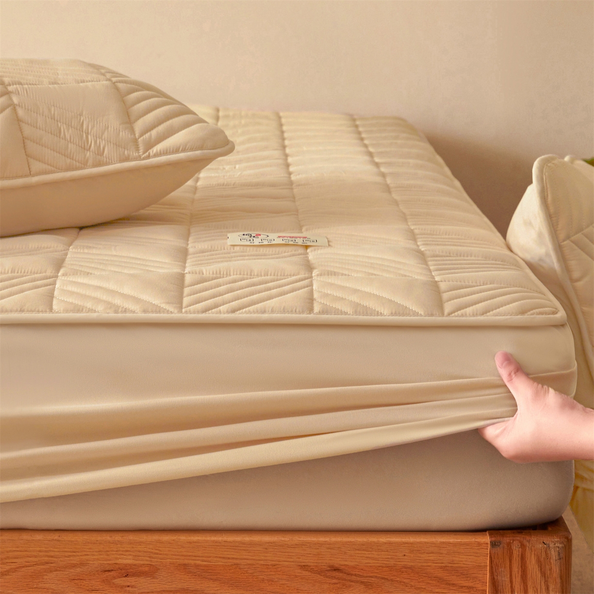 91家纺网 家纺一手货源 找家纺 居眠 2025新款木叙棉花夹棉防水床笠 木叙-卡