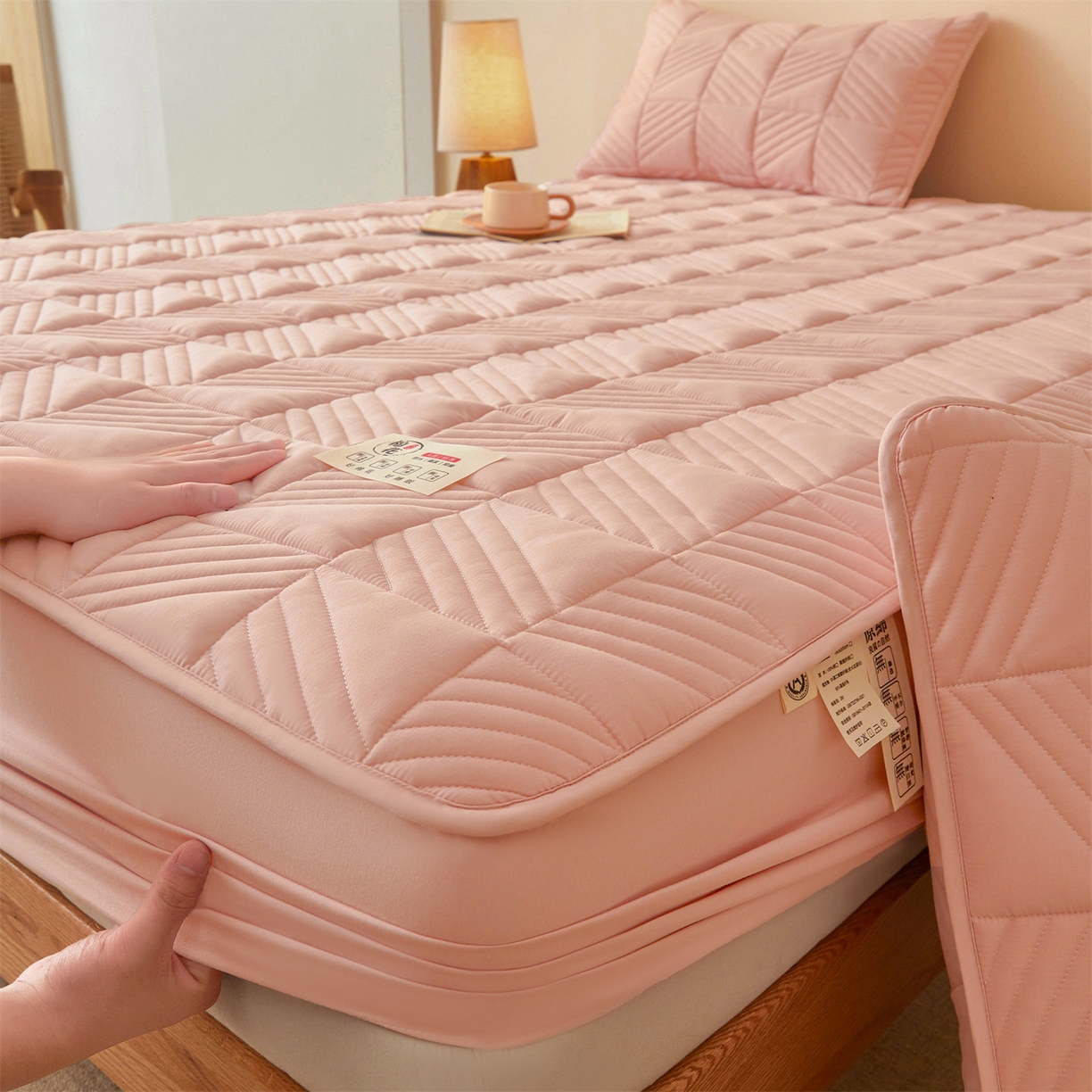 91家纺网 家纺一手货源 找家纺 居眠 2025新款木叙棉花夹棉防水床笠 木叙-粉