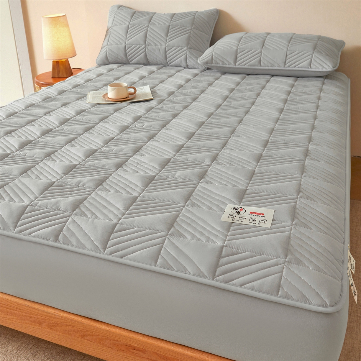 91家纺网 家纺一手货源 找家纺 居眠 2025新款木叙棉花夹棉防水床笠 木叙-灰