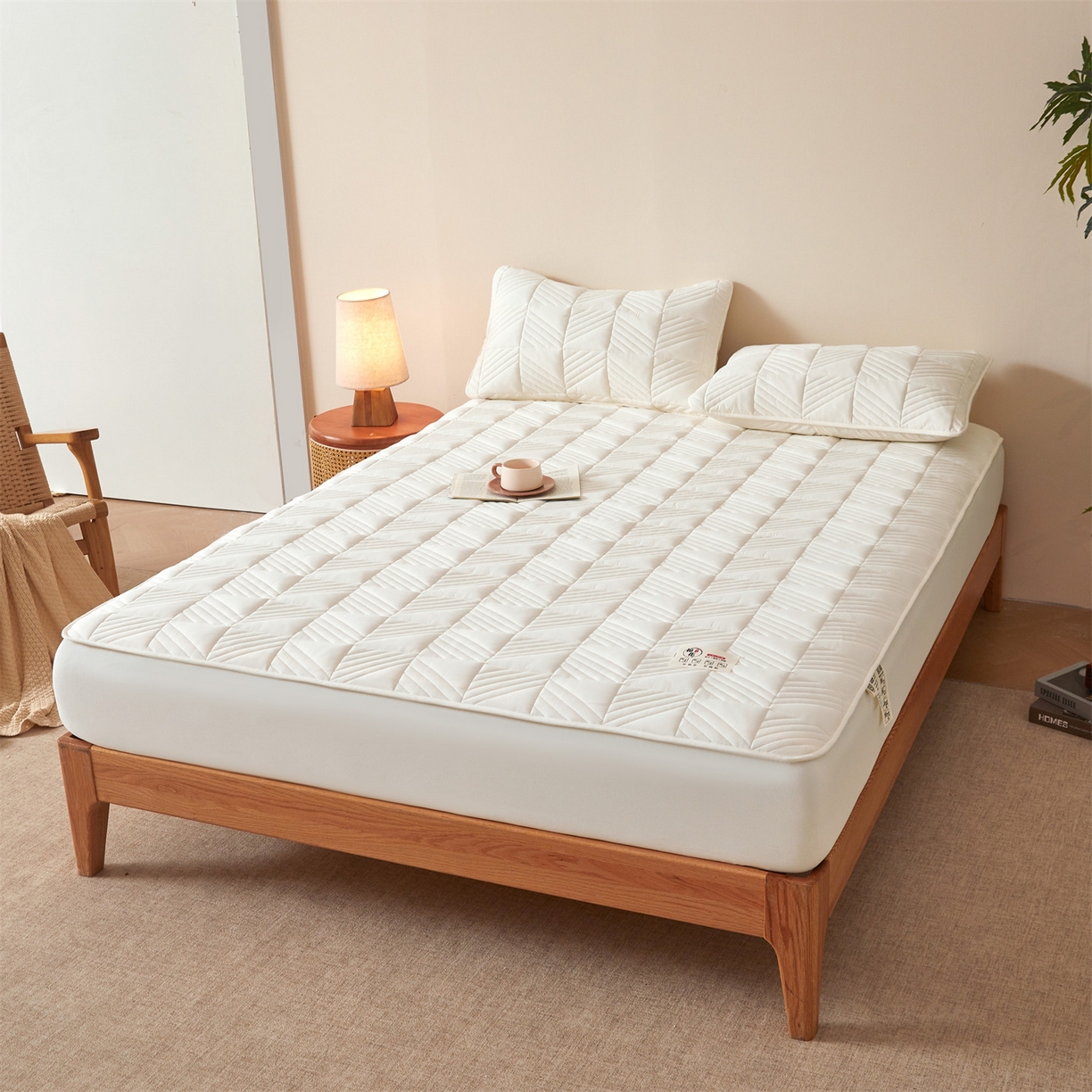 91家纺网 家纺一手货源 找家纺 居眠 2025新款木叙棉花夹棉防水床笠 木叙-白