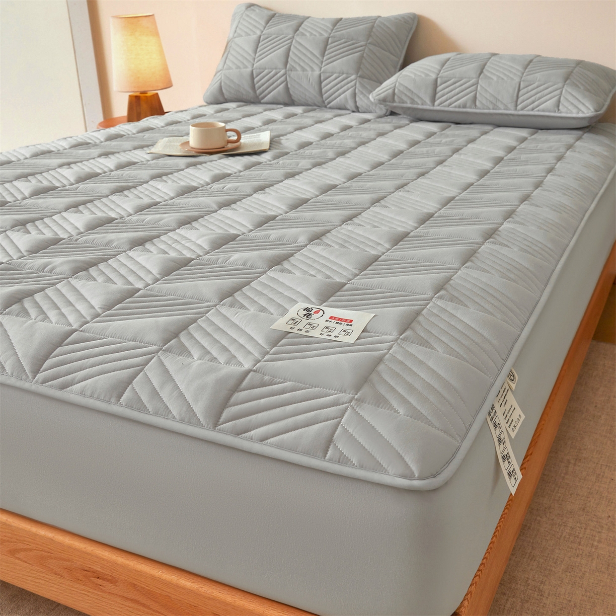 91家纺网 家纺一手货源 找家纺 居眠 2025新款木叙棉花夹棉防水床笠 木叙-灰