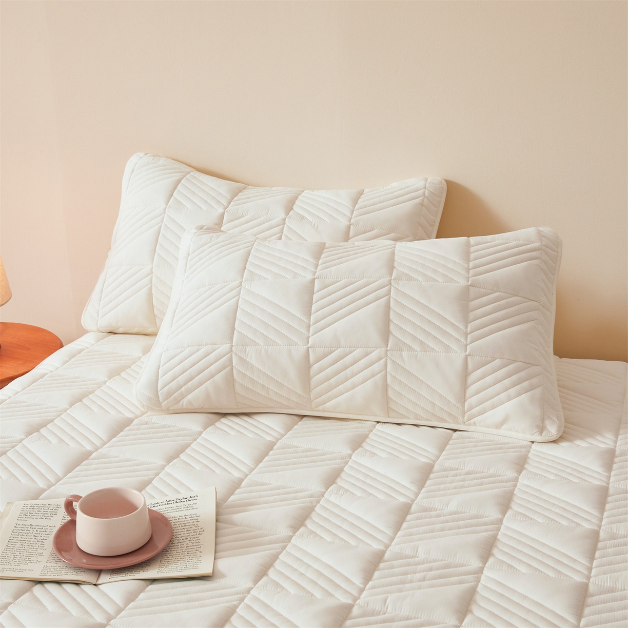 91家纺网 家纺一手货源 找家纺 居眠 2025新款木叙棉花夹棉防水床笠 木叙-白