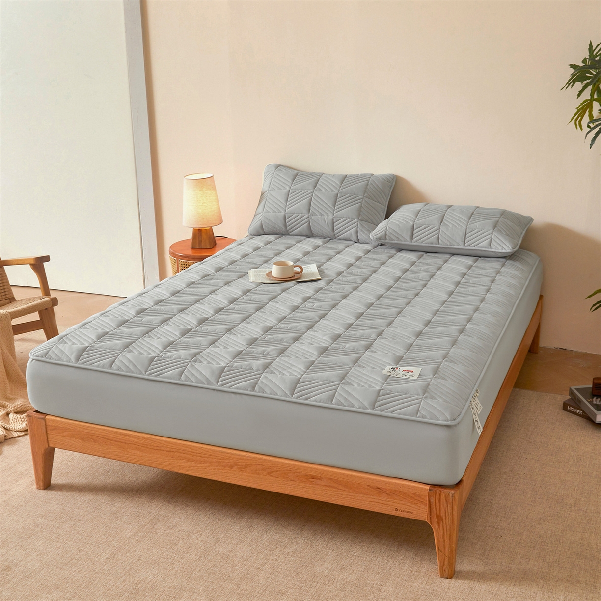 91家纺网 家纺一手货源 找家纺 居眠 2025新款木叙棉花夹棉防水床笠 木叙-灰