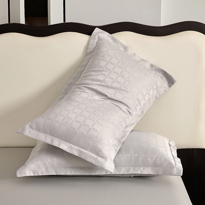 91家纺网 家纺一手货源 找家纺 罗菲尼酒店用品 2025新款AB版加厚磨毛提花酒店套件 方格  浅灰