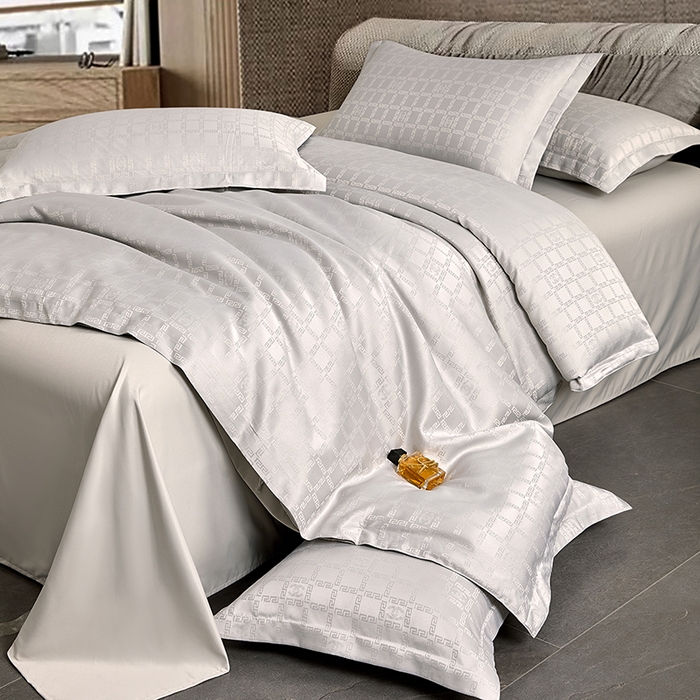 91家纺网 家纺一手货源 找家纺 罗菲尼酒店用品 2025新款AB版加厚磨毛提花酒店套件 方格  浅灰