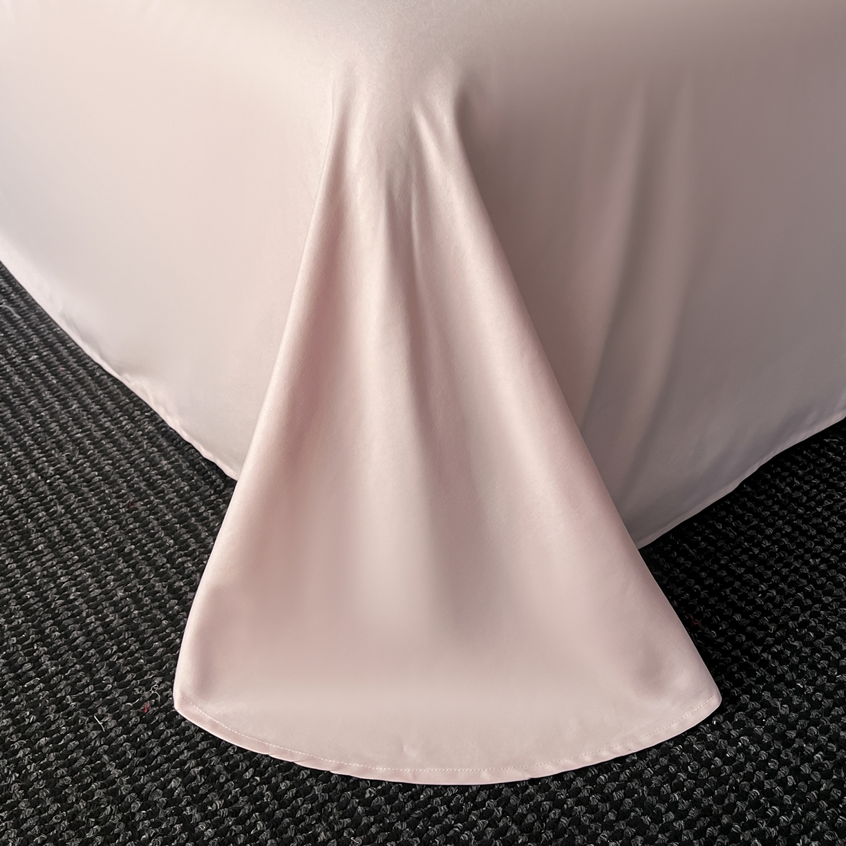 91家纺网 家纺一手货源 找家纺 置顶家纺 2025新款亲肤提花系列四件套-蒂芙尼 蒂芙尼-浅豆紫