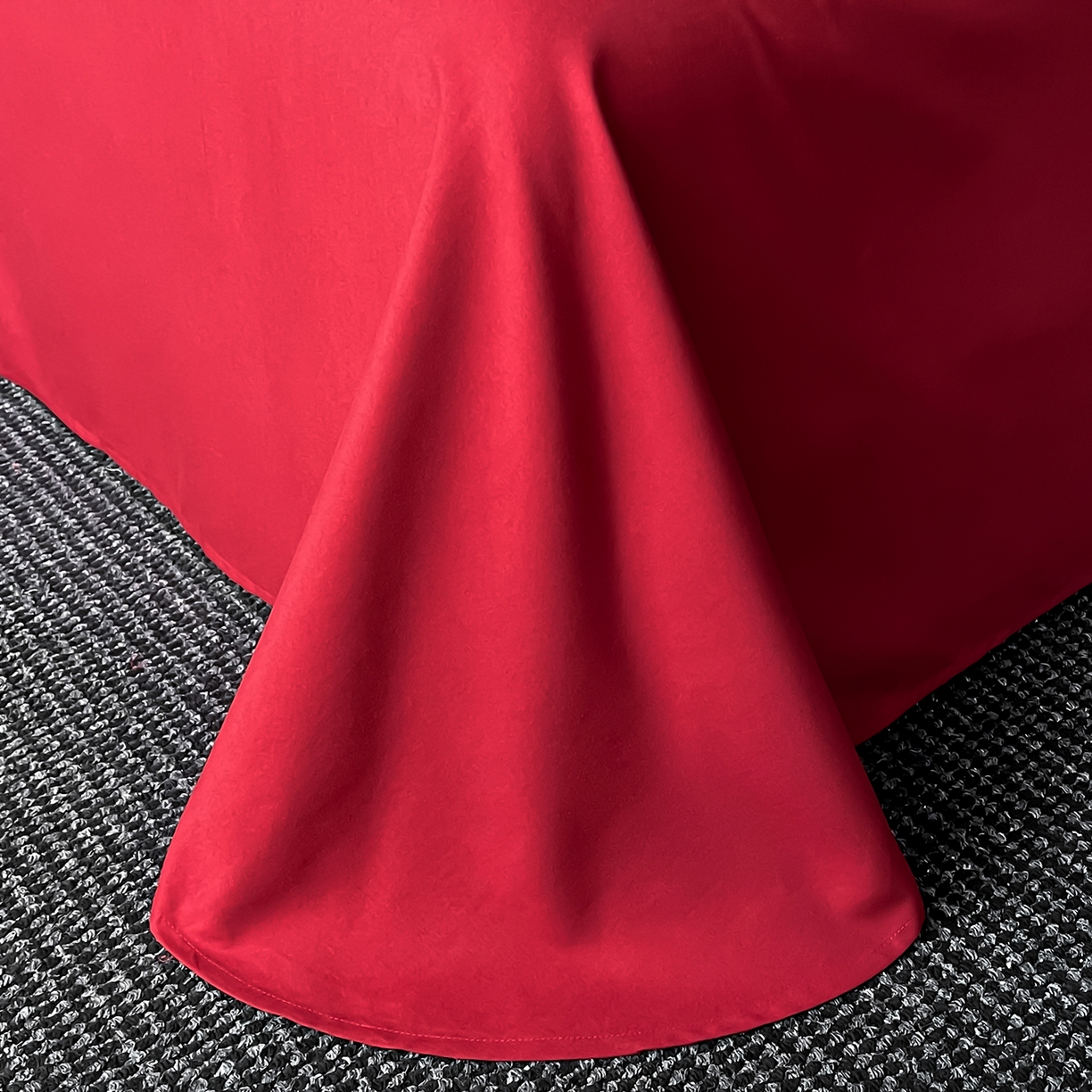 91家纺网 家纺一手货源 找家纺 置顶家纺 2025新款亲肤提花系列四件套-蒂芙尼 蒂芙尼-温馨红