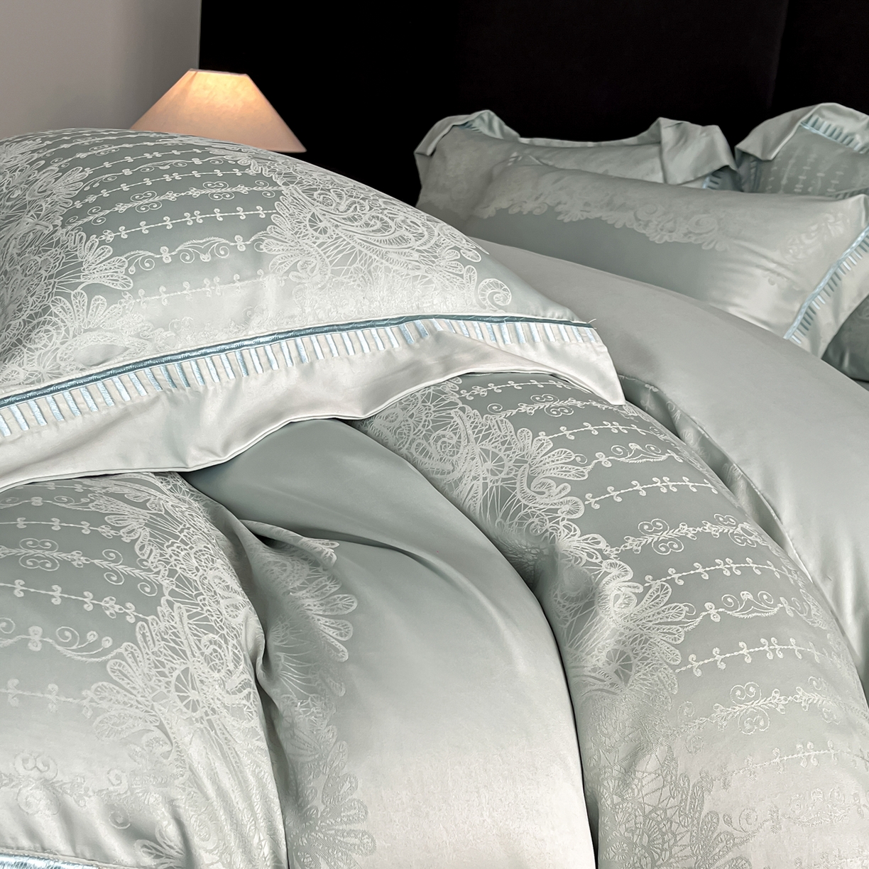 91家纺网 家纺一手货源 找家纺 置顶家纺 2025新款亲肤提花系列四件套-蒂芙尼 蒂芙尼-水蓝