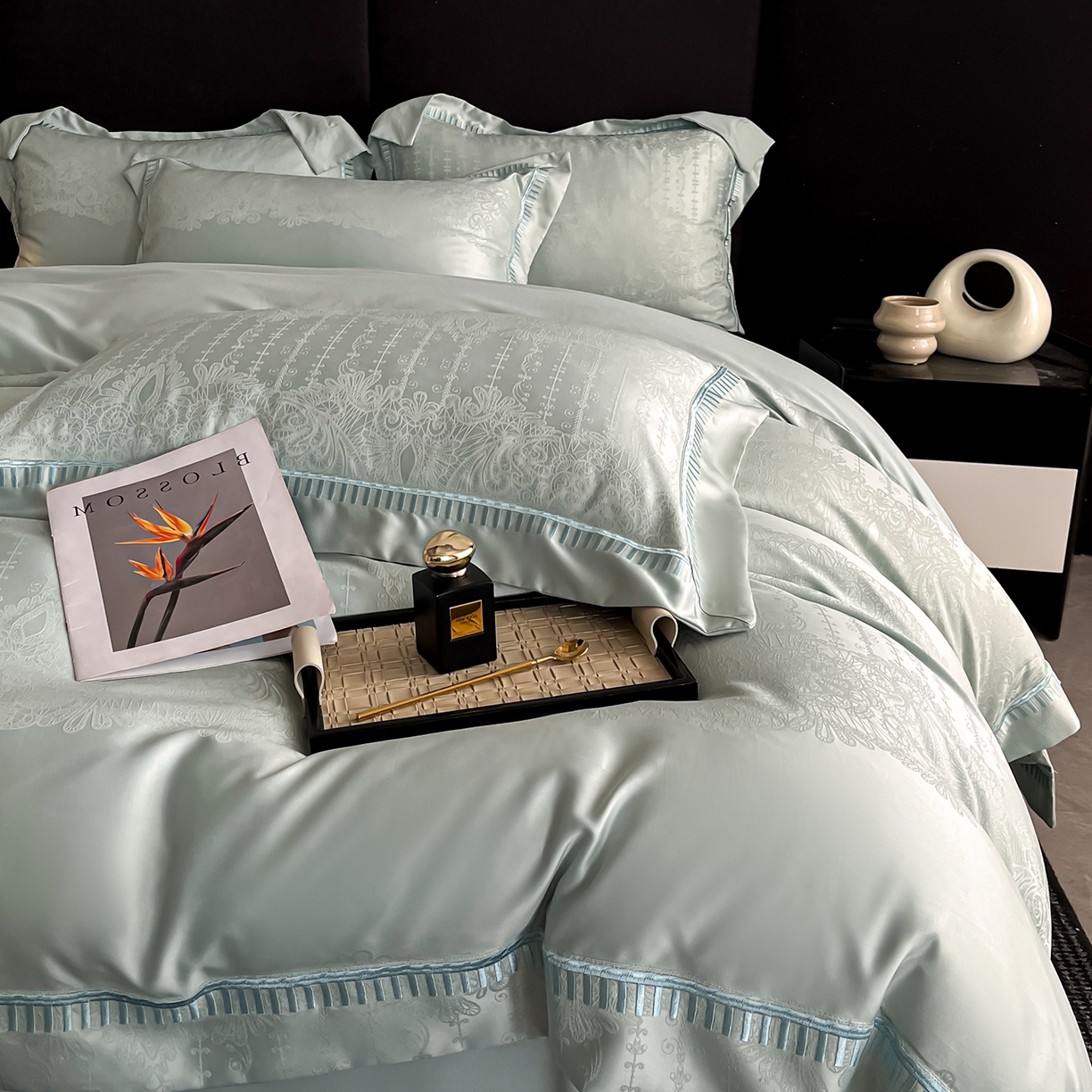 91家纺网 家纺一手货源 找家纺 置顶家纺 2025新款亲肤提花系列四件套-蒂芙尼 蒂芙尼-水蓝