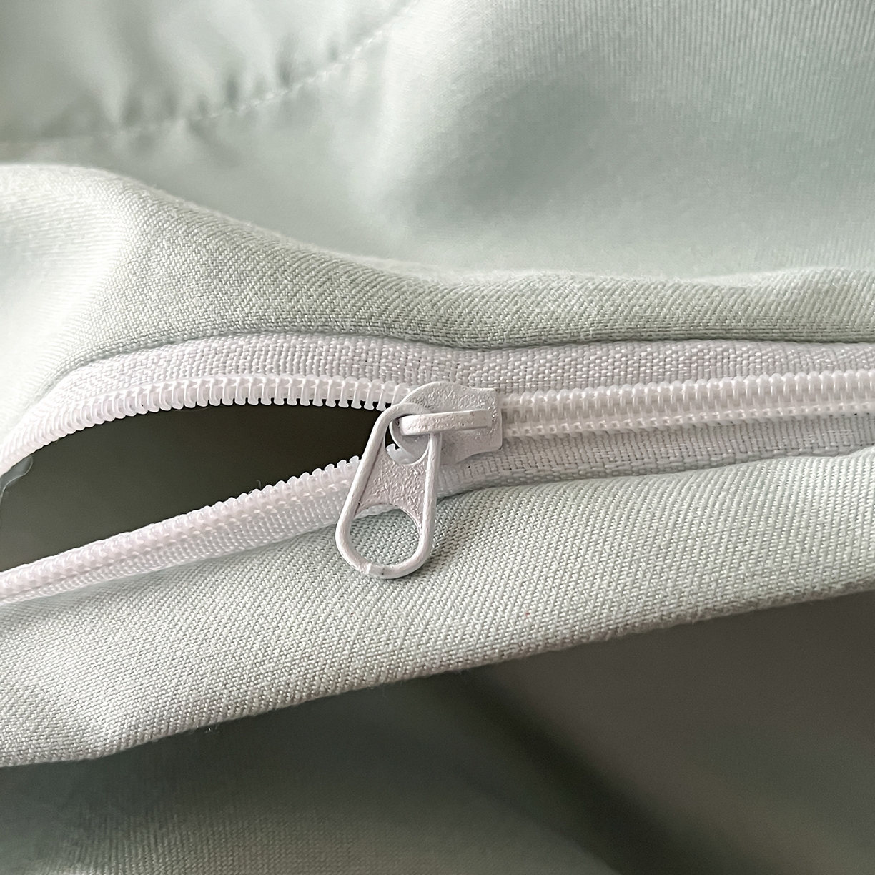 91家纺网 家纺一手货源 找家纺 置顶家纺 2025新款亲肤提花系列四件套-蒂芙尼 蒂芙尼-水蓝