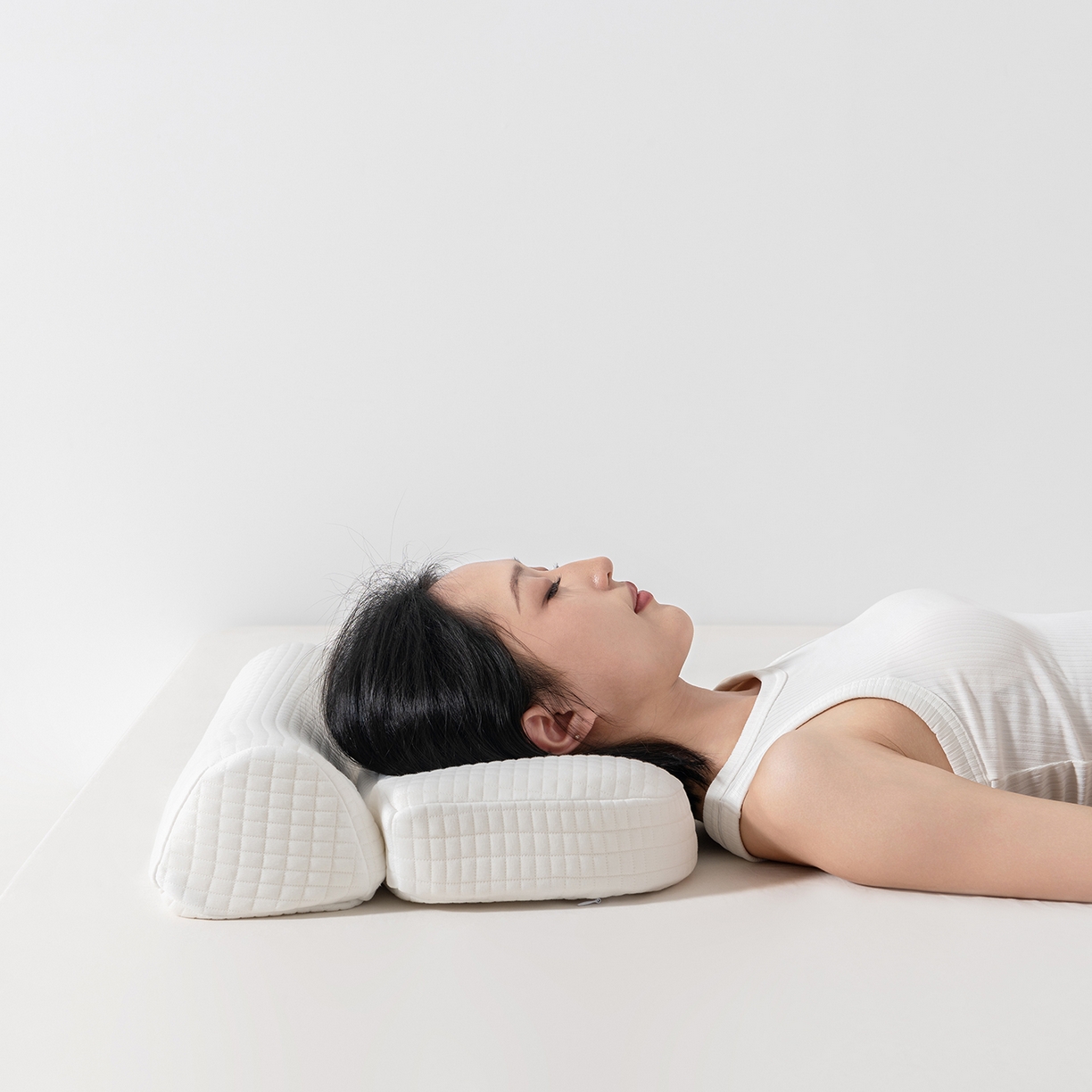 91家纺网 家纺一手货源 找家纺 （总）小米枕芯 2025新款针织叠形记忆棉枕护颈牵引枕枕头枕芯