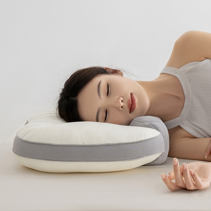 91家纺网 家纺一手货源 找家纺 昕科 2025新款双核承托记忆棉枕-牵引颈椎记忆棉枕头双重睡感枕芯枕头枕芯 双核承托记忆棉枕-灰色