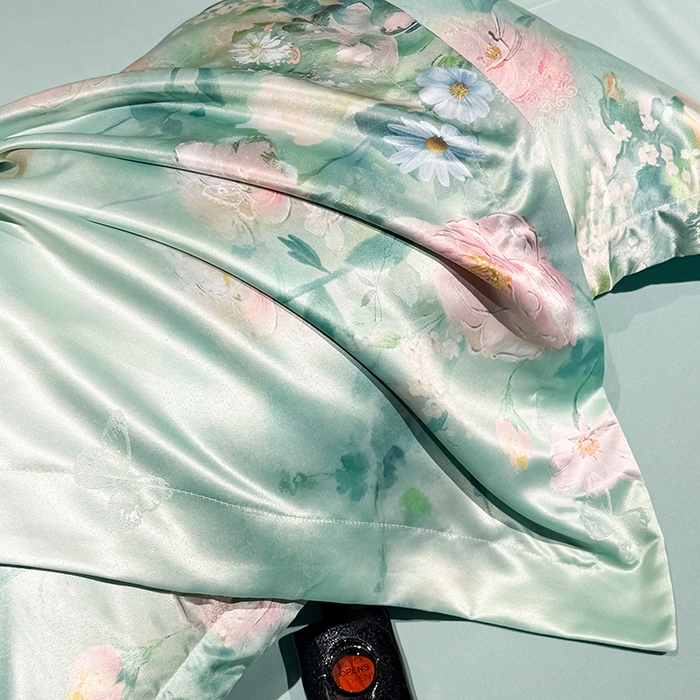 91家纺网 家纺一手货源 找家纺 七夜居 2025新款直播爆款欧式大阪轻奢贡缎提花加数码印花磨毛四件套 清雅入梦