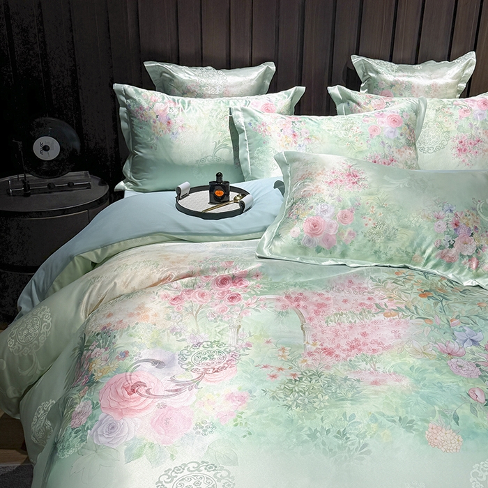 91家纺网 家纺一手货源 找家纺 七夜居 2025新款直播爆款欧式大阪轻奢贡缎提花加数码印花磨毛四件套 梦幻波尔多-绿