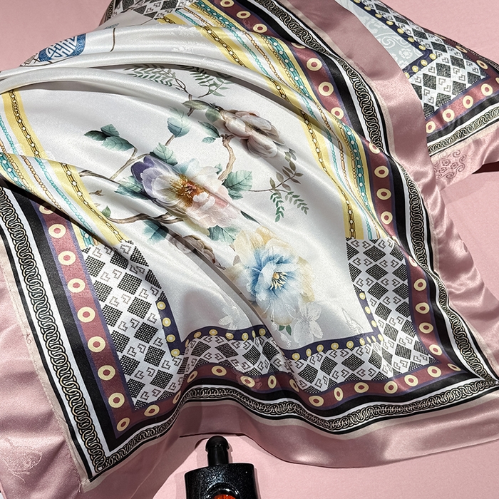 91家纺网 家纺一手货源 找家纺 七夜居 2025新款直播爆款欧式大阪轻奢贡缎提花加数码印花磨毛四件套 牡丹亭-芙蓉玉