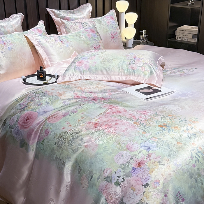 91家纺网 家纺一手货源 找家纺 七夜居 2025新款直播爆款欧式大阪轻奢贡缎提花加数码印花磨毛四件套 梦幻波尔多-粉