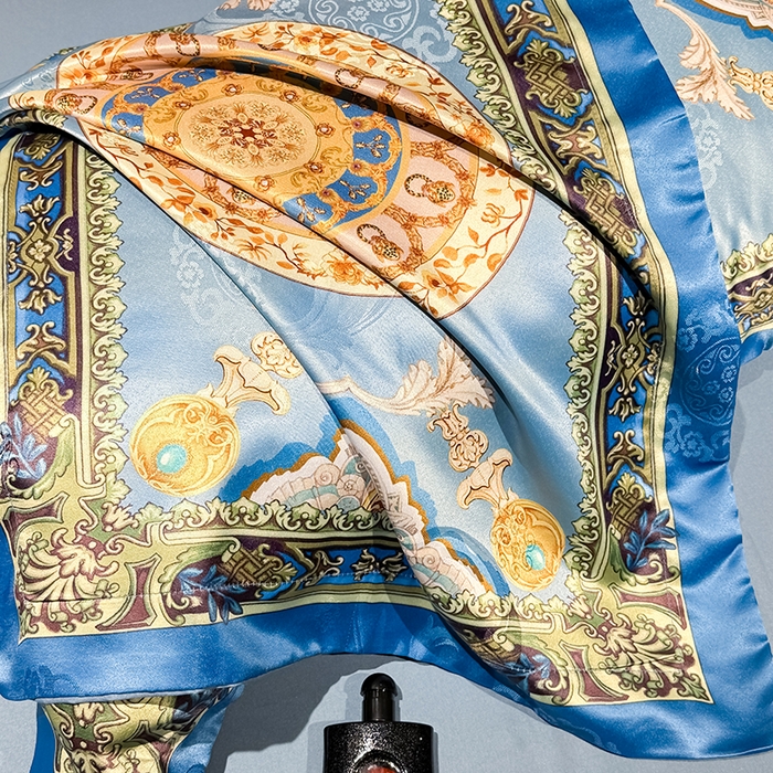 91家纺网 家纺一手货源 找家纺 七夜居 2025新款直播爆款欧式大阪轻奢贡缎提花加数码印花磨毛四件套 凯撒圣殿-帝王蓝