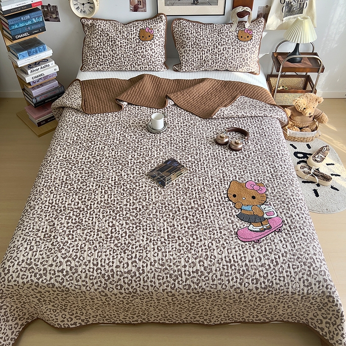 91家纺网 家纺一手货源 找家纺 原素 2026新品直播热款床盖多功能四季通用夹棉A类床盖三件套 床盖-滑板车猫粉