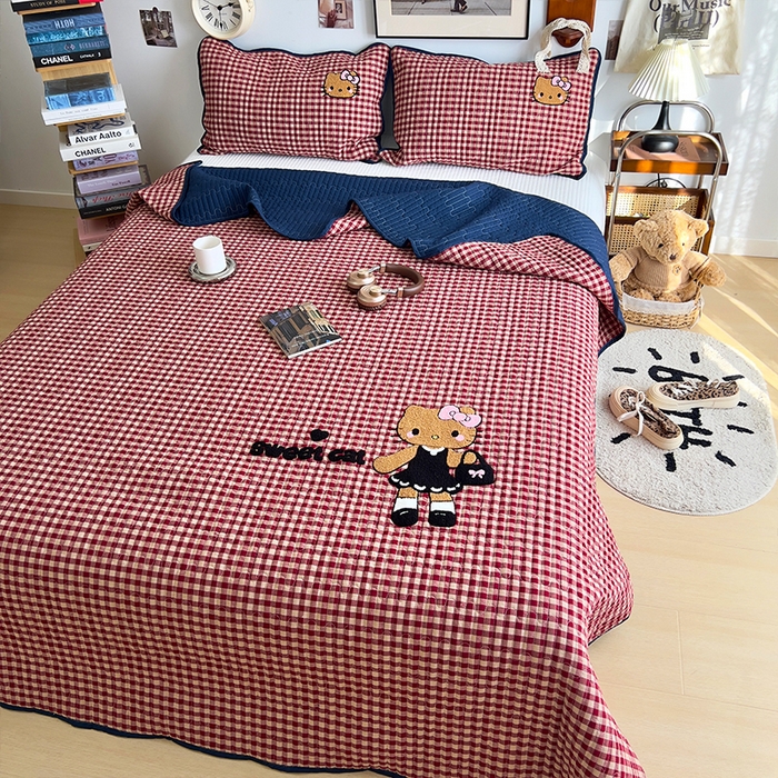 91家纺网 家纺一手货源 找家纺 原素 2026新品直播热款床盖多功能四季通用夹棉A类床盖三件套 床盖-黑皮喵喵