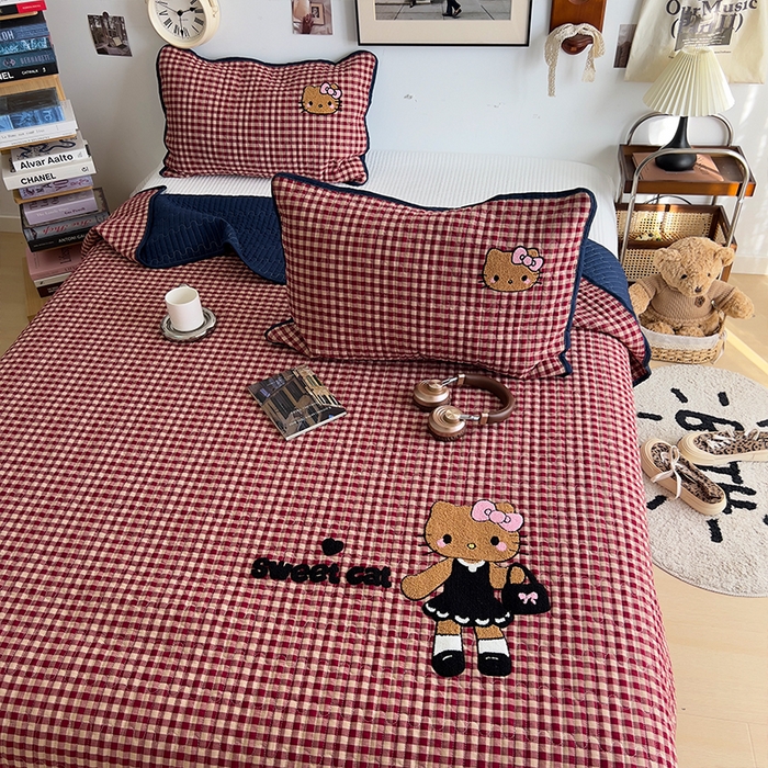 91家纺网 家纺一手货源 找家纺 原素 2026新品直播热款床盖多功能四季通用夹棉A类床盖三件套 床盖-黑皮喵喵