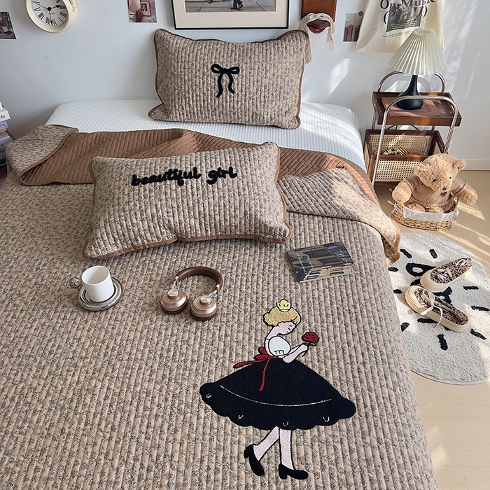 91家纺网 家纺一手货源 找家纺 原素 2026新品直播热款床盖多功能四季通用夹棉A类床盖三件套 床盖-丽莎公主