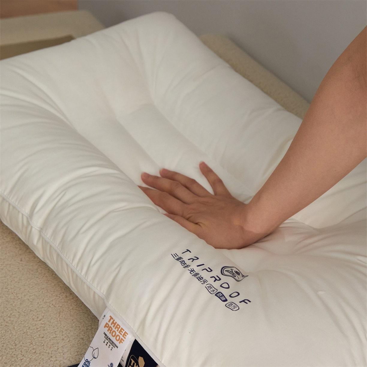 91家纺网 家纺一手货源 找家纺 头等舱 2025新款全棉A类三防酒店抗菌枕头枕芯 中枕