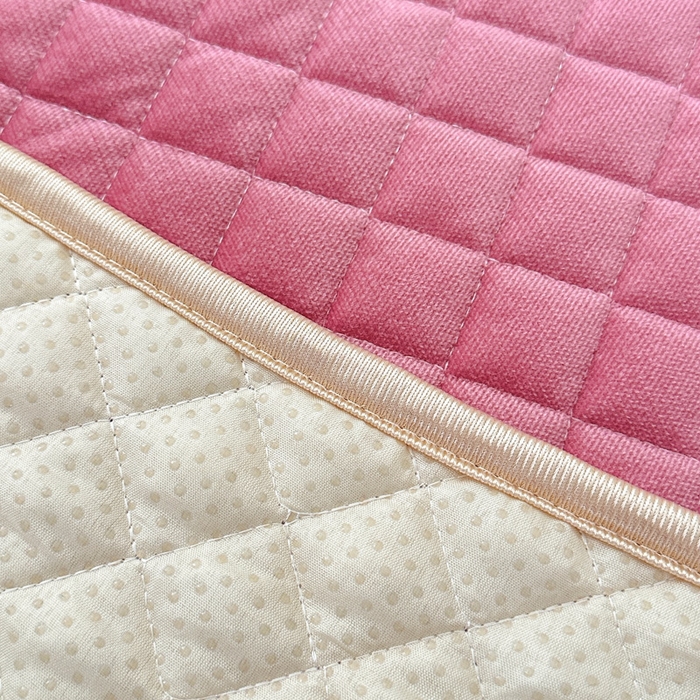 91家纺网 家纺一手货源 找家纺 手艺人家纺 2025新款绗缝绣花HLK02-03炕床盖 HLK02粉