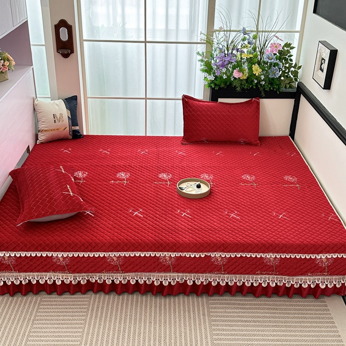 91家纺网 家纺一手货源 找家纺 手艺人家纺 2025新款绗缝绣花HLK02-03炕床盖 HLK02红