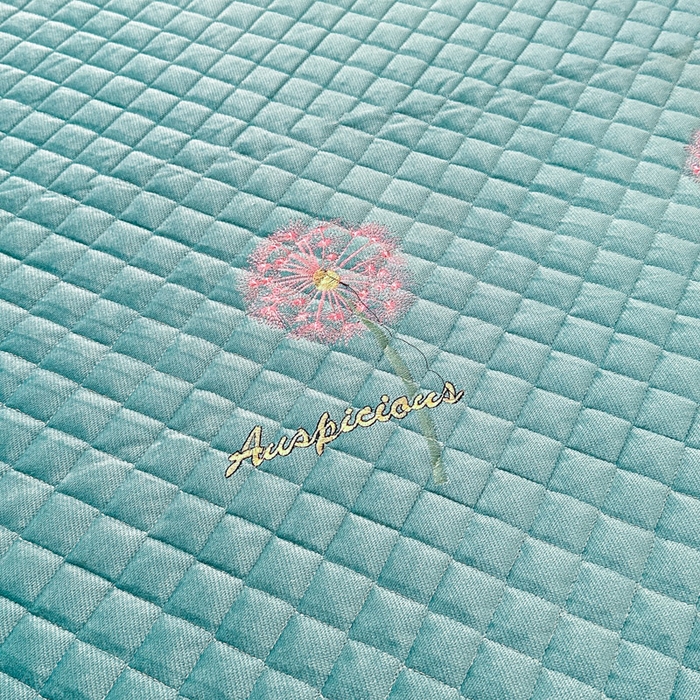 91家纺网 家纺一手货源 找家纺 手艺人家纺 2025新款绗缝绣花HLK02-03炕床盖 HLK02绿