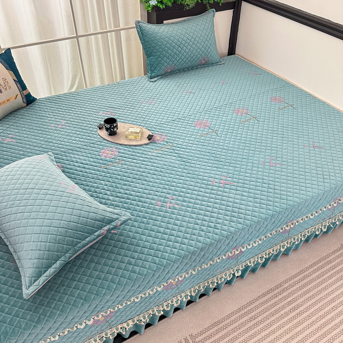 91家纺网 家纺一手货源 找家纺 手艺人家纺 2025新款绗缝绣花HLK02-03炕床盖 HLK02绿