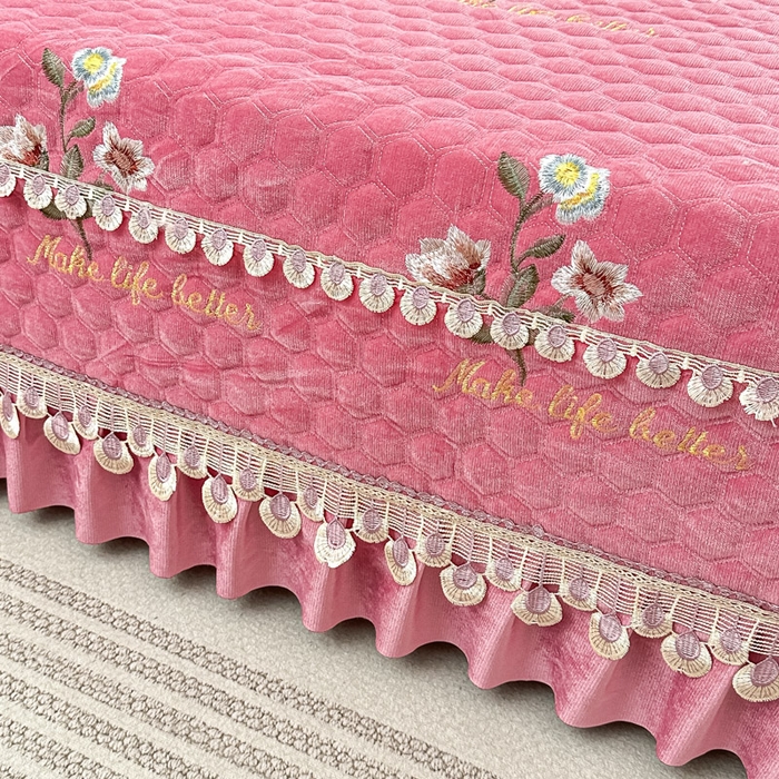 91家纺网 家纺一手货源 找家纺 手艺人家纺 2025新款绗缝绣花HLK02-03炕床盖 HLK03粉