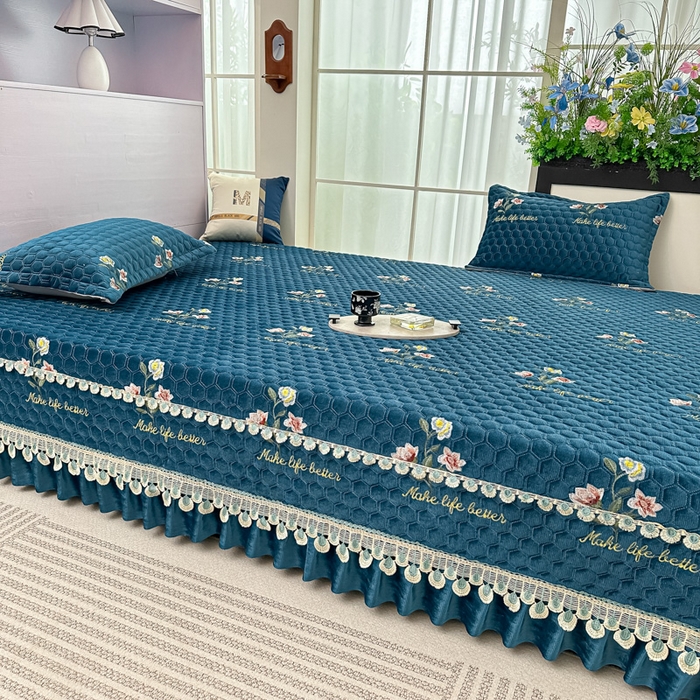 91家纺网 家纺一手货源 找家纺 手艺人家纺 2025新款绗缝绣花HLK02-03炕床盖 HLK03蓝