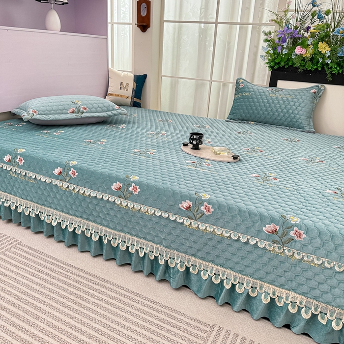 91家纺网 家纺一手货源 找家纺 手艺人家纺 2025新款绗缝绣花HLK02-03炕床盖 HLK03绿