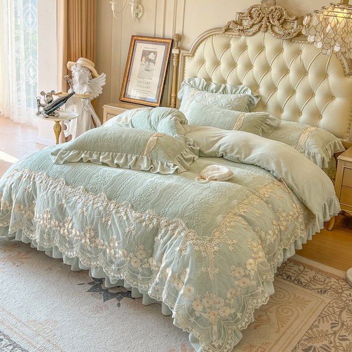 91家纺网 家纺一手货源 找家纺 （总）好儿喜家纺 2025新品雕花牛奶绒四件套-花倾城系列