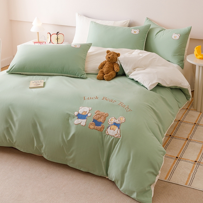 91家纺网 家纺一手货源 找家纺 悦兴家纺 2025新款A类水洗棉卡通幸运熊四件套（含买家秀） 幸运熊奶绿