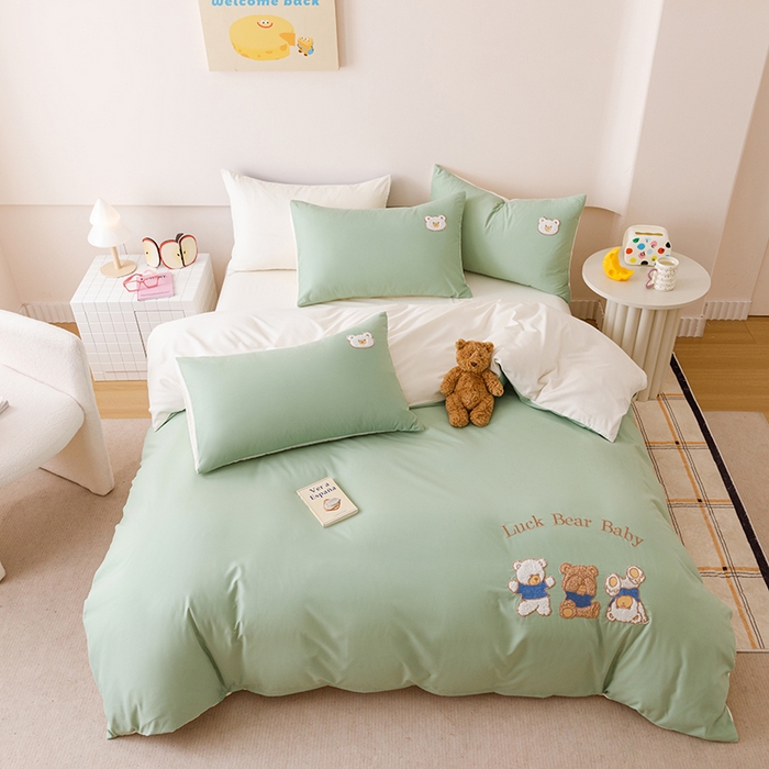 91家纺网 家纺一手货源 找家纺 悦兴家纺 2025新款A类水洗棉卡通幸运熊四件套（含买家秀） 幸运熊奶绿