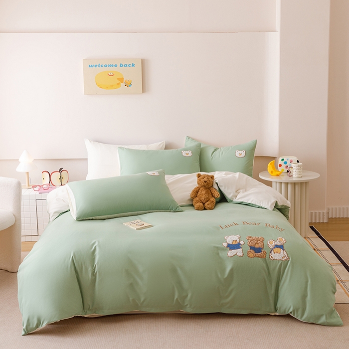 91家纺网 家纺一手货源 找家纺 悦兴家纺 2025新款A类水洗棉卡通幸运熊四件套（含买家秀） 幸运熊奶绿