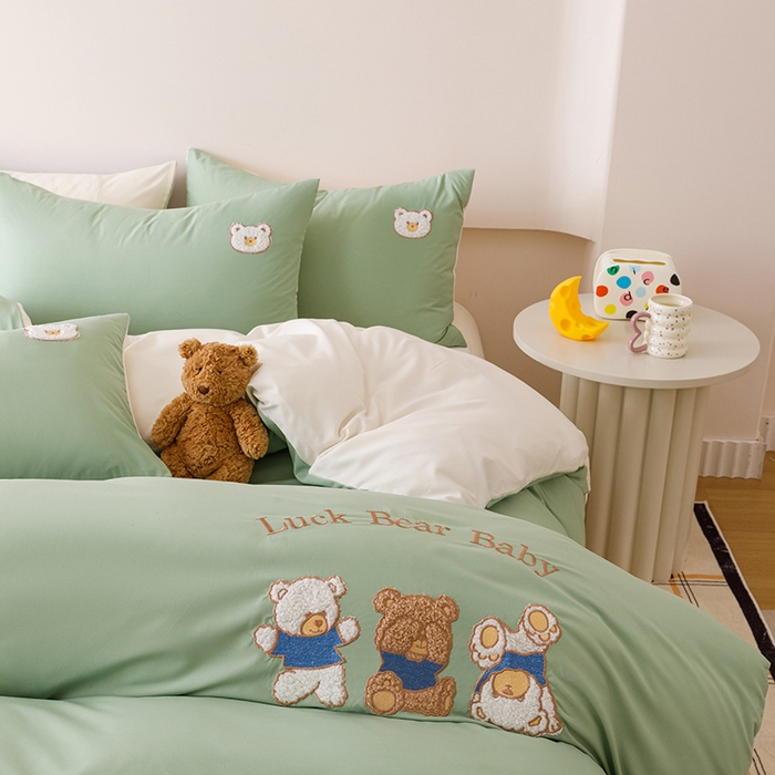 91家纺网 家纺一手货源 找家纺 悦兴家纺 2025新款A类水洗棉卡通幸运熊四件套（含买家秀） 幸运熊奶绿