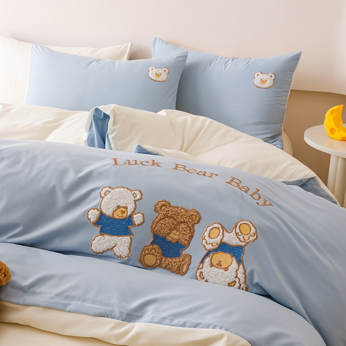 91家纺网 家纺一手货源 找家纺 悦兴家纺 2025新款A类水洗棉卡通幸运熊四件套（含买家秀） 幸运熊奶蓝