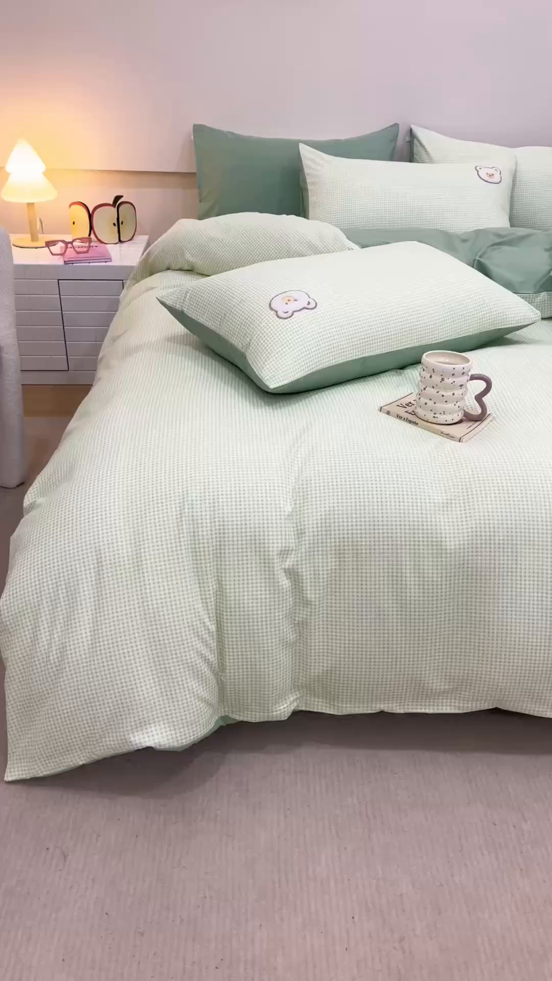 91家纺网 家纺一手货源 找家纺 悦兴家纺 2025新款A类水洗棉卡通幸运熊四件套（含买家秀） 幸运熊绿格