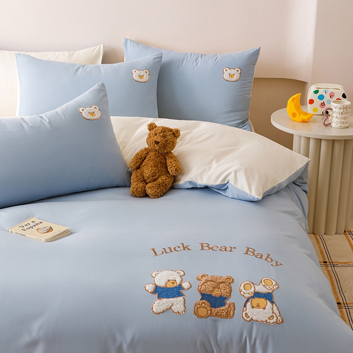 91家纺网 家纺一手货源 找家纺 悦兴家纺 2025新款A类水洗棉卡通幸运熊四件套（含买家秀） 幸运熊奶蓝