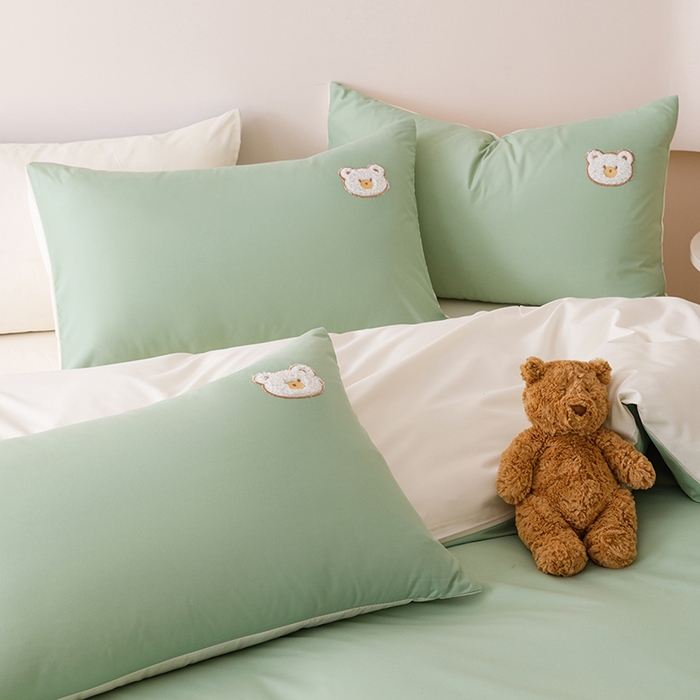 91家纺网 家纺一手货源 找家纺 悦兴家纺 2025新款A类水洗棉卡通幸运熊四件套（含买家秀） 幸运熊奶绿