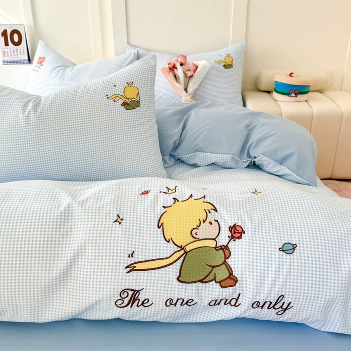 91家纺网 家纺一手货源 找家纺 悦兴家纺 2025新款A类水洗棉刺绣卡通小王子系列四件套（含买家秀） 小王子蓝格