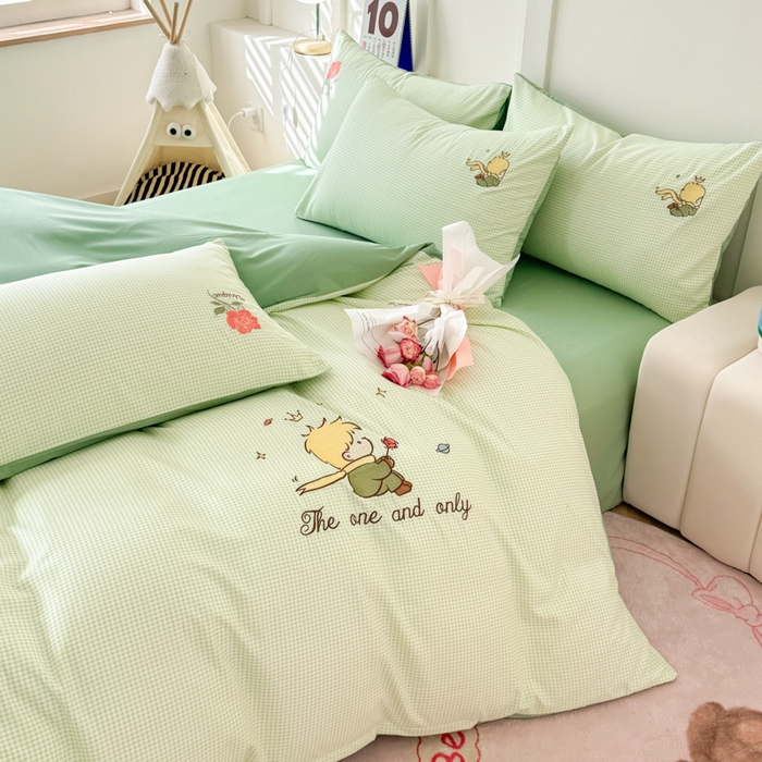 91家纺网 家纺一手货源 找家纺 悦兴家纺 2025新款A类水洗棉刺绣卡通小王子系列四件套（含买家秀） 小王子绿格