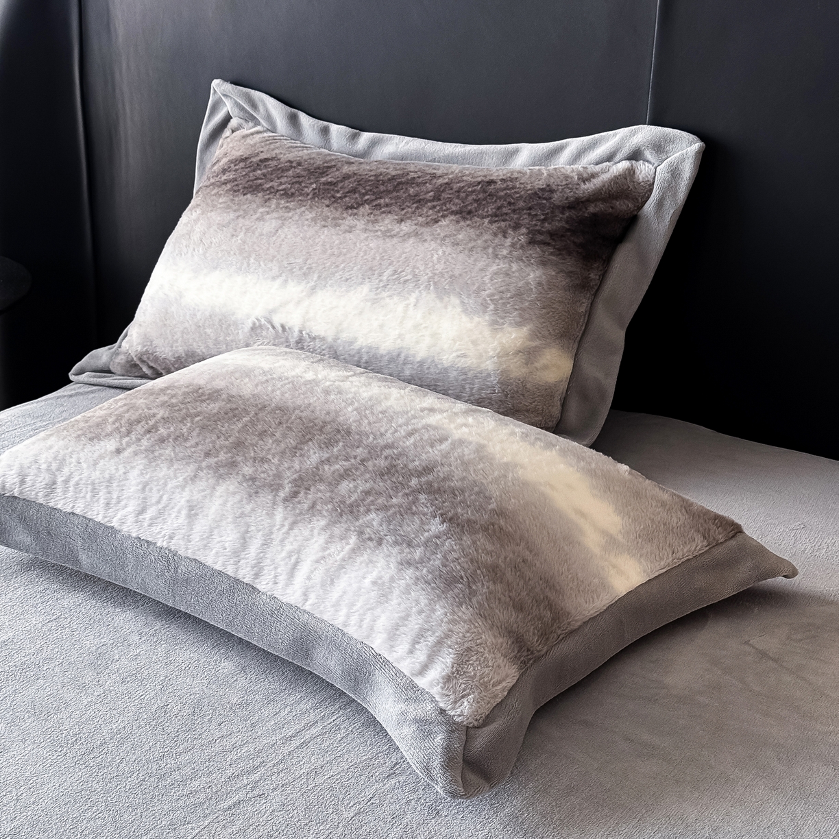 91家纺网 家纺一手货源 找家纺 水云缦 2025新款美拉德系列兔毛拼角四件套系列 美拉德-渐变灰