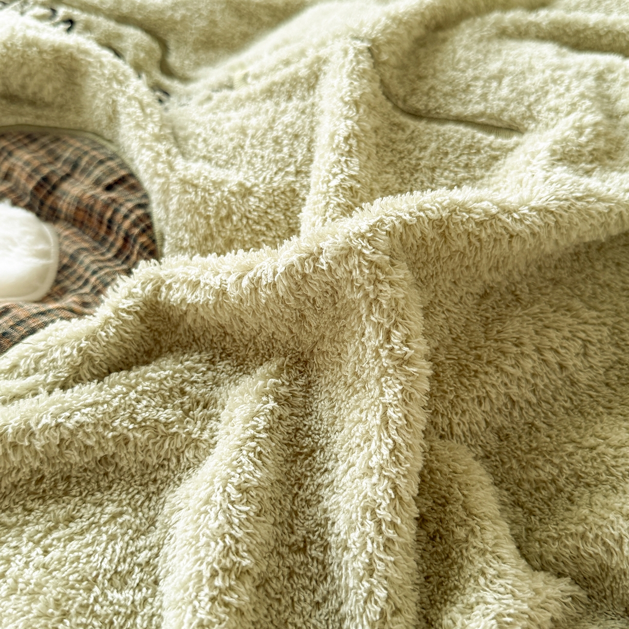 91家纺网 家纺一手货源 找家纺 水云缦 2025新款米粒绒全棉双层纱四件套 米粒绒-抹茶绿