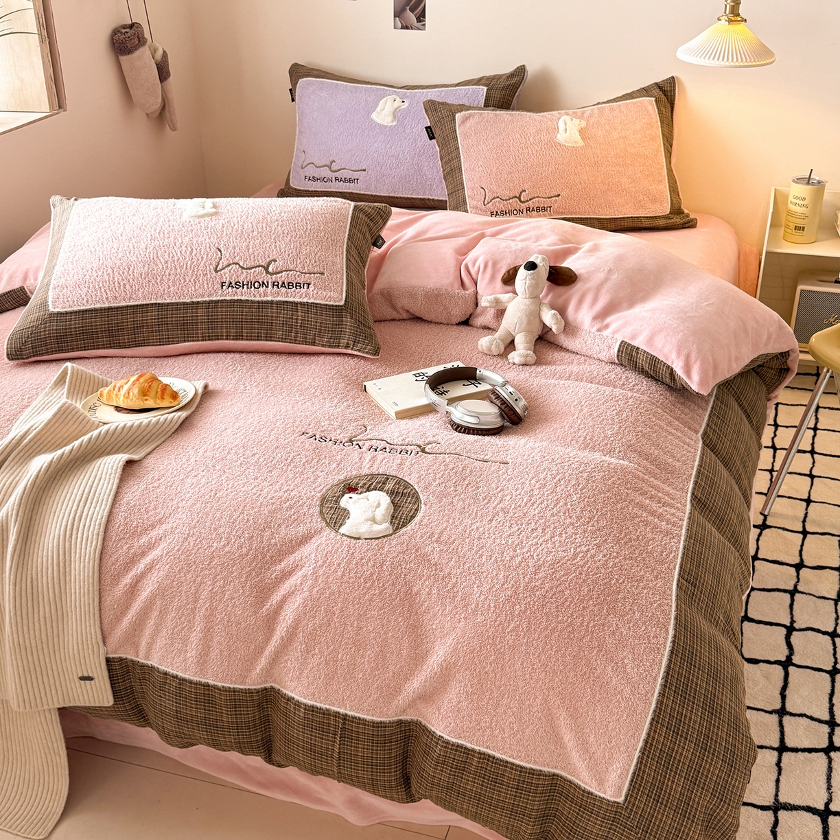 91家纺网 家纺一手货源 找家纺 水云缦 2025新款米粒绒全棉双层纱四件套 米粒绒-藕粉