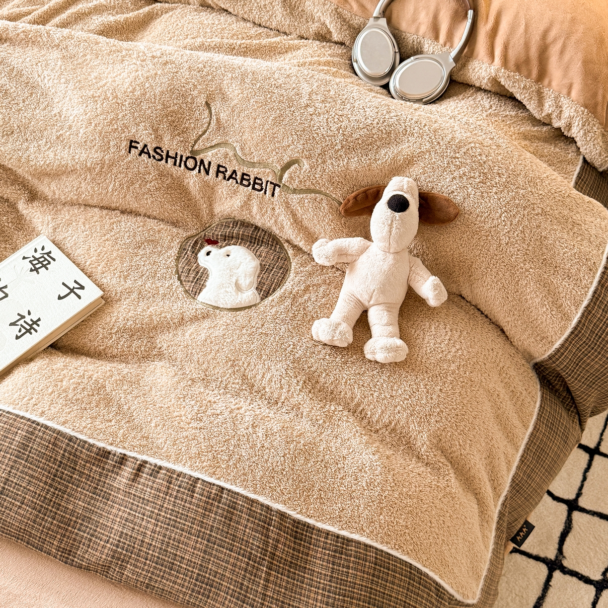 91家纺网 家纺一手货源 找家纺 水云缦 2025新款米粒绒全棉双层纱四件套 米粒绒-奶茶咖