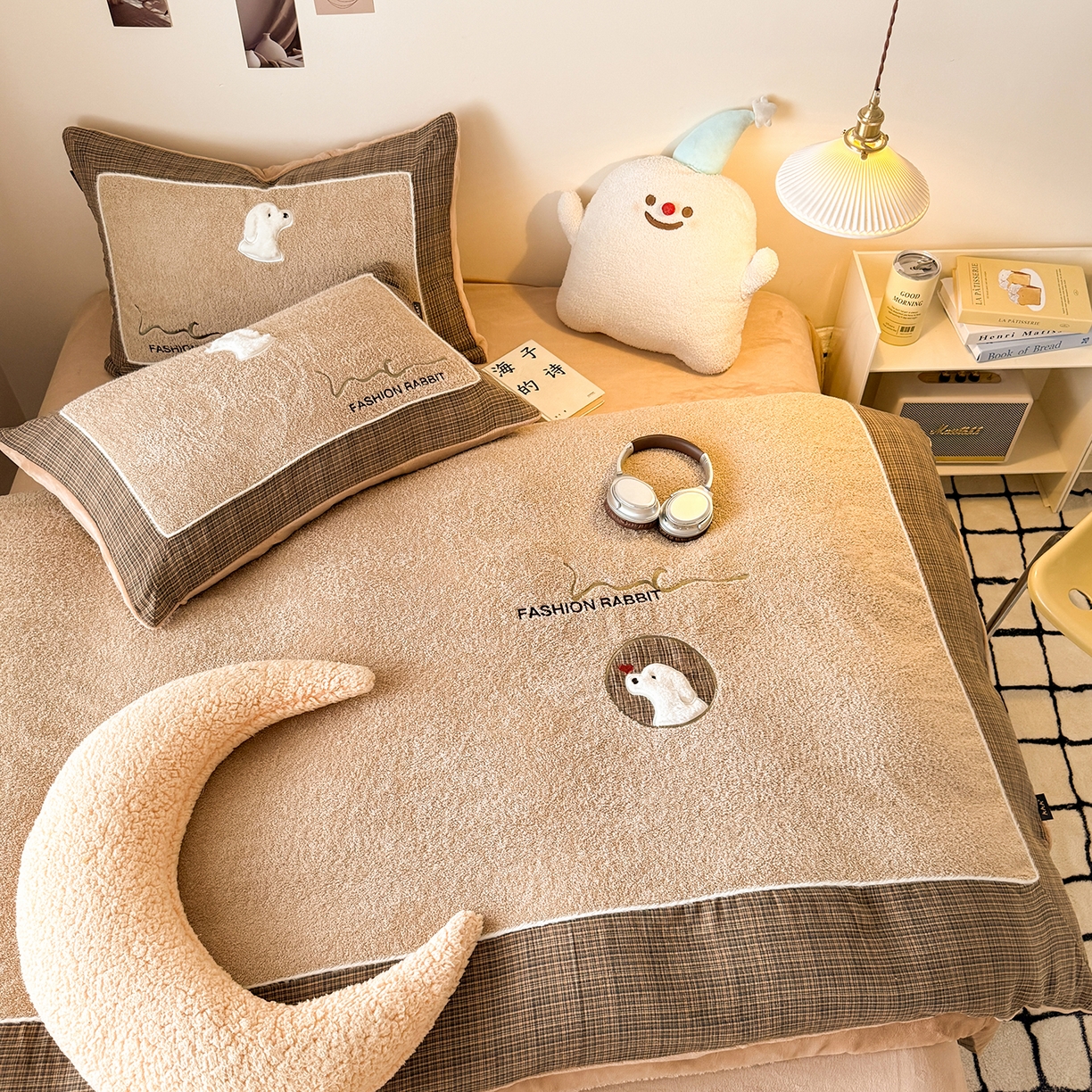 91家纺网 家纺一手货源 找家纺 水云缦 2025新款米粒绒全棉双层纱四件套 米粒绒-奶茶咖